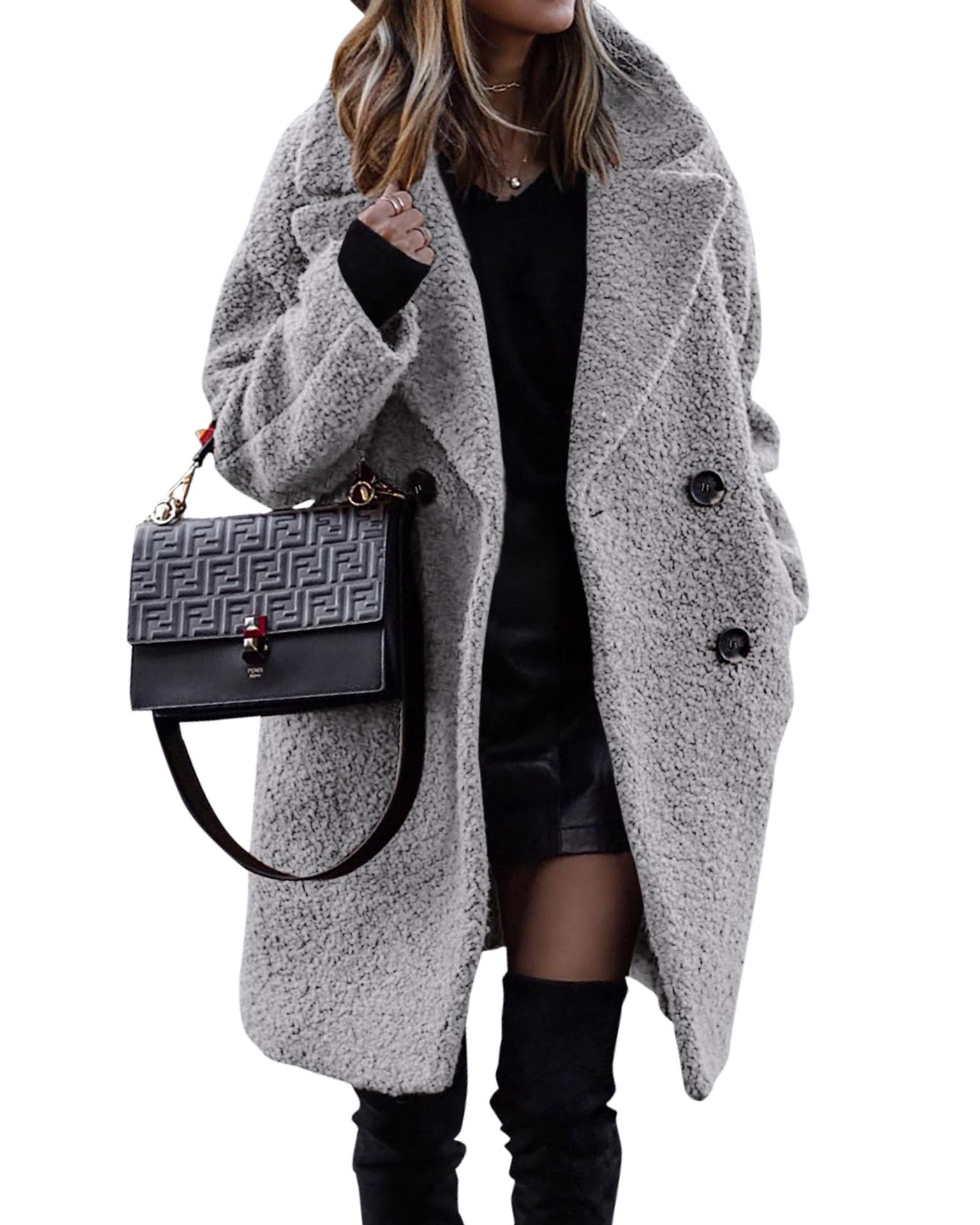 The Velvet Coat: Cozy Luxury for Every Winter Day