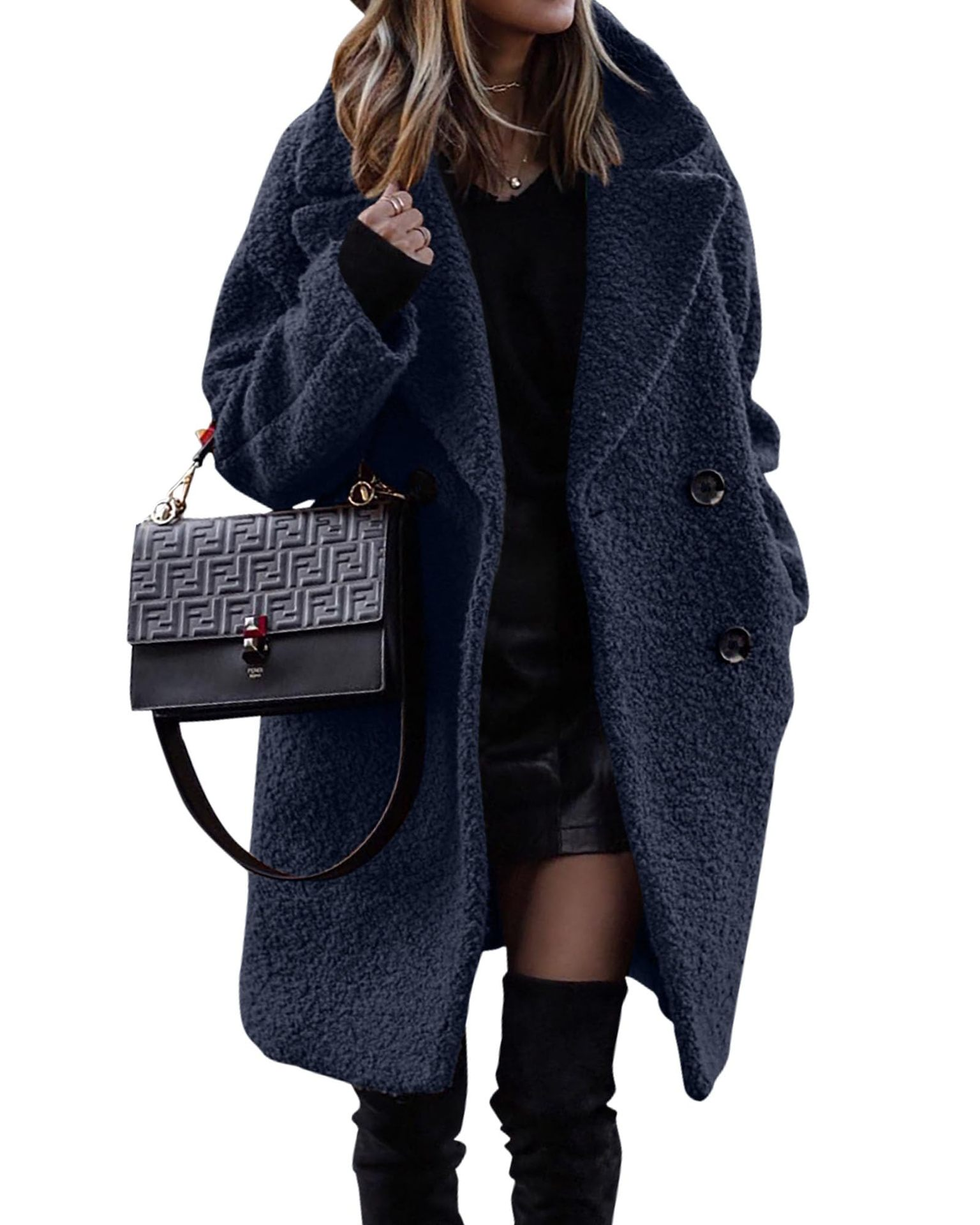 The Velvet Coat: Cozy Luxury for Every Winter Day